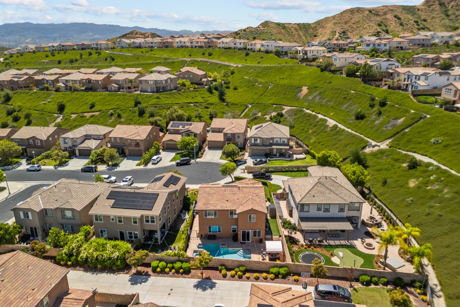 24557 Rosette Lane, Valencia, photo 3