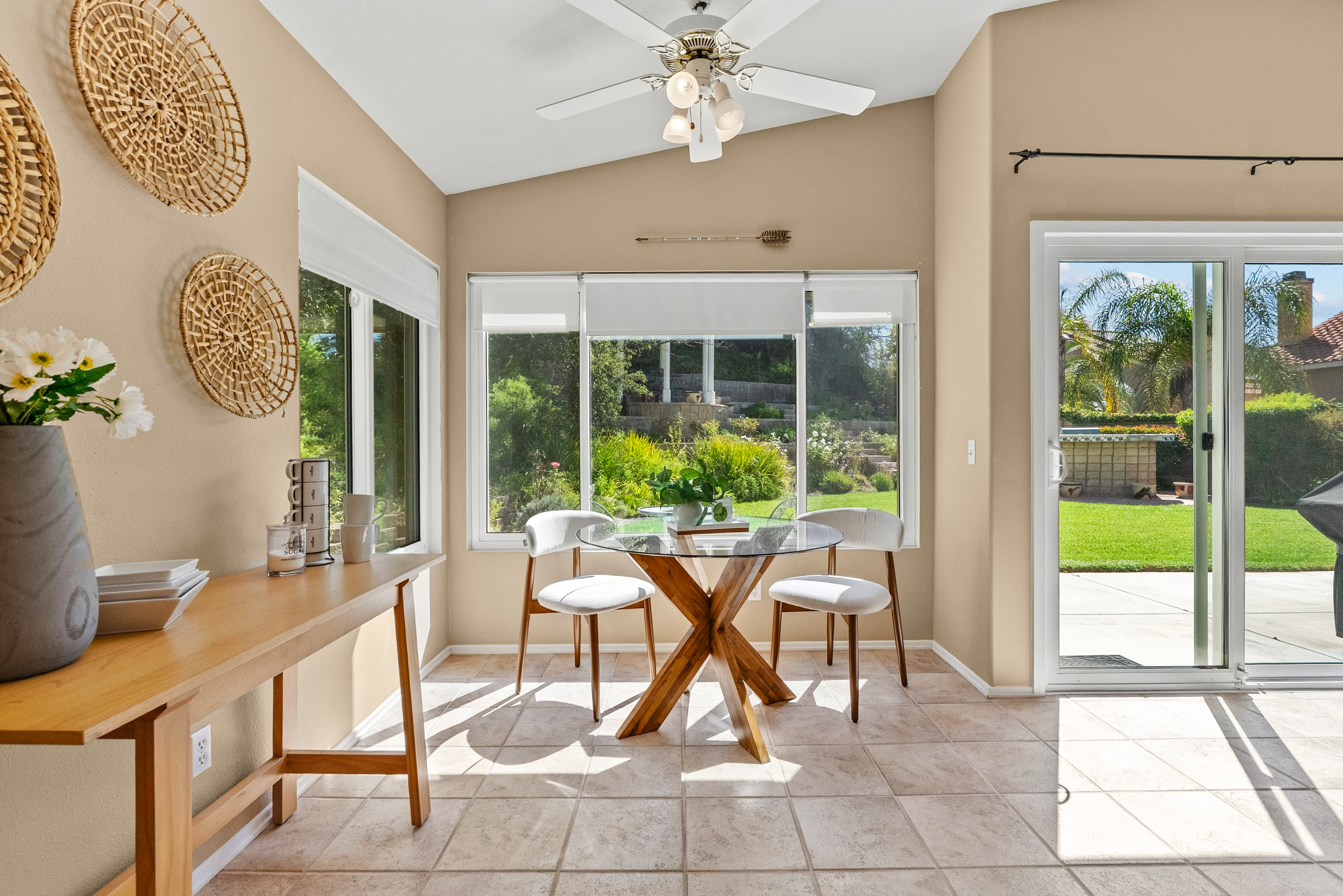 28712 Park Woodland Place, Saugus, photo 4