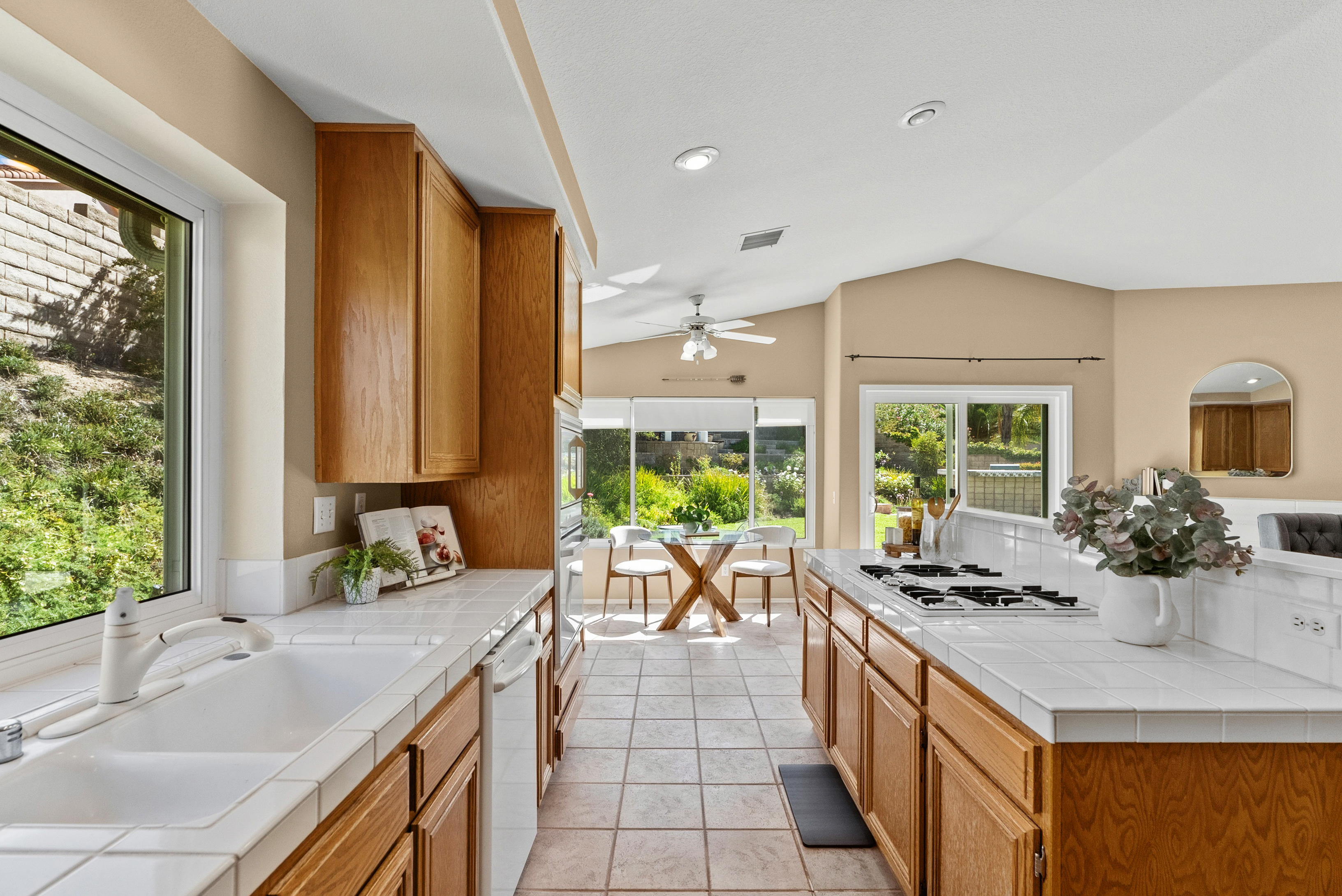 28712 Park Woodland Place, Saugus, photo 24