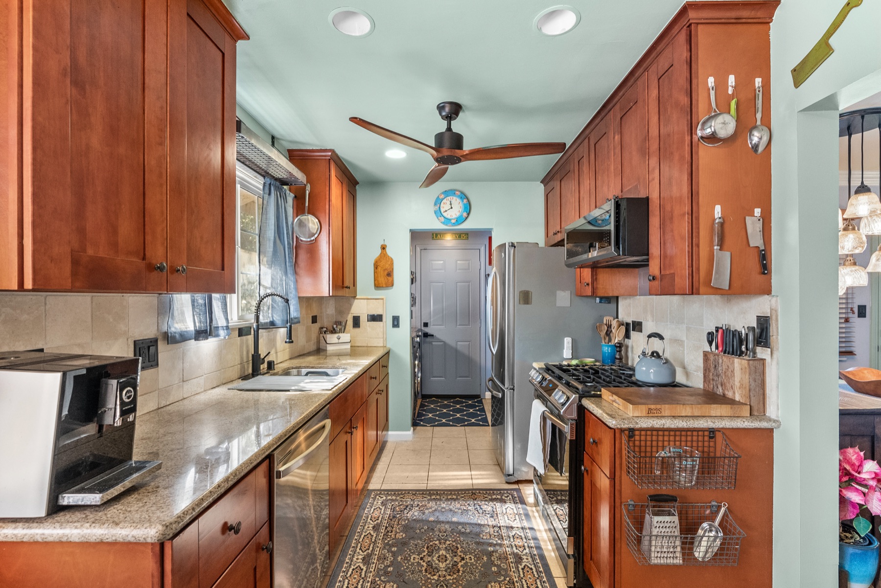 10957 McLennan Ave, Granada Hills, photo 16