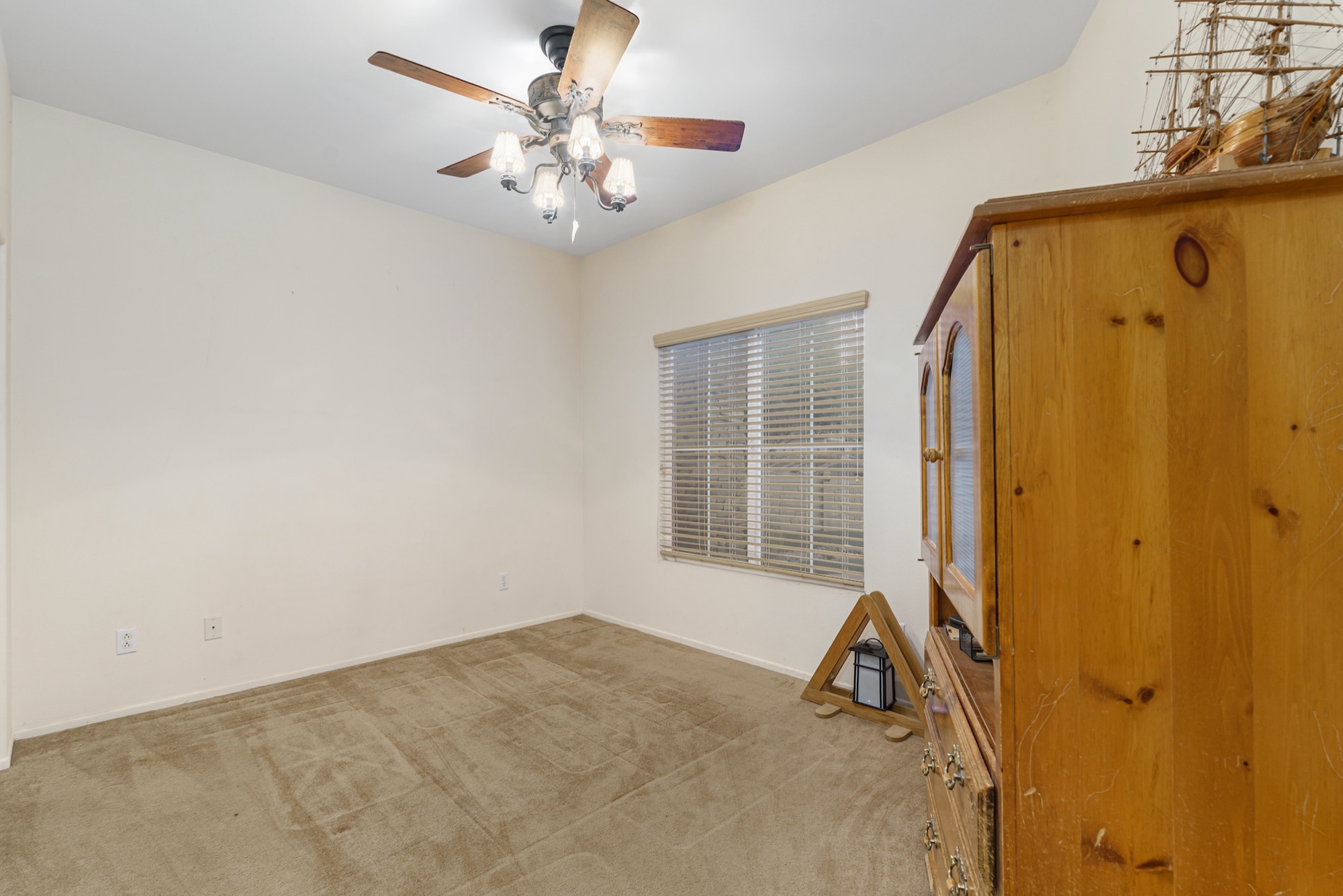 13466 Viejo Cir, Victorville, photo 9