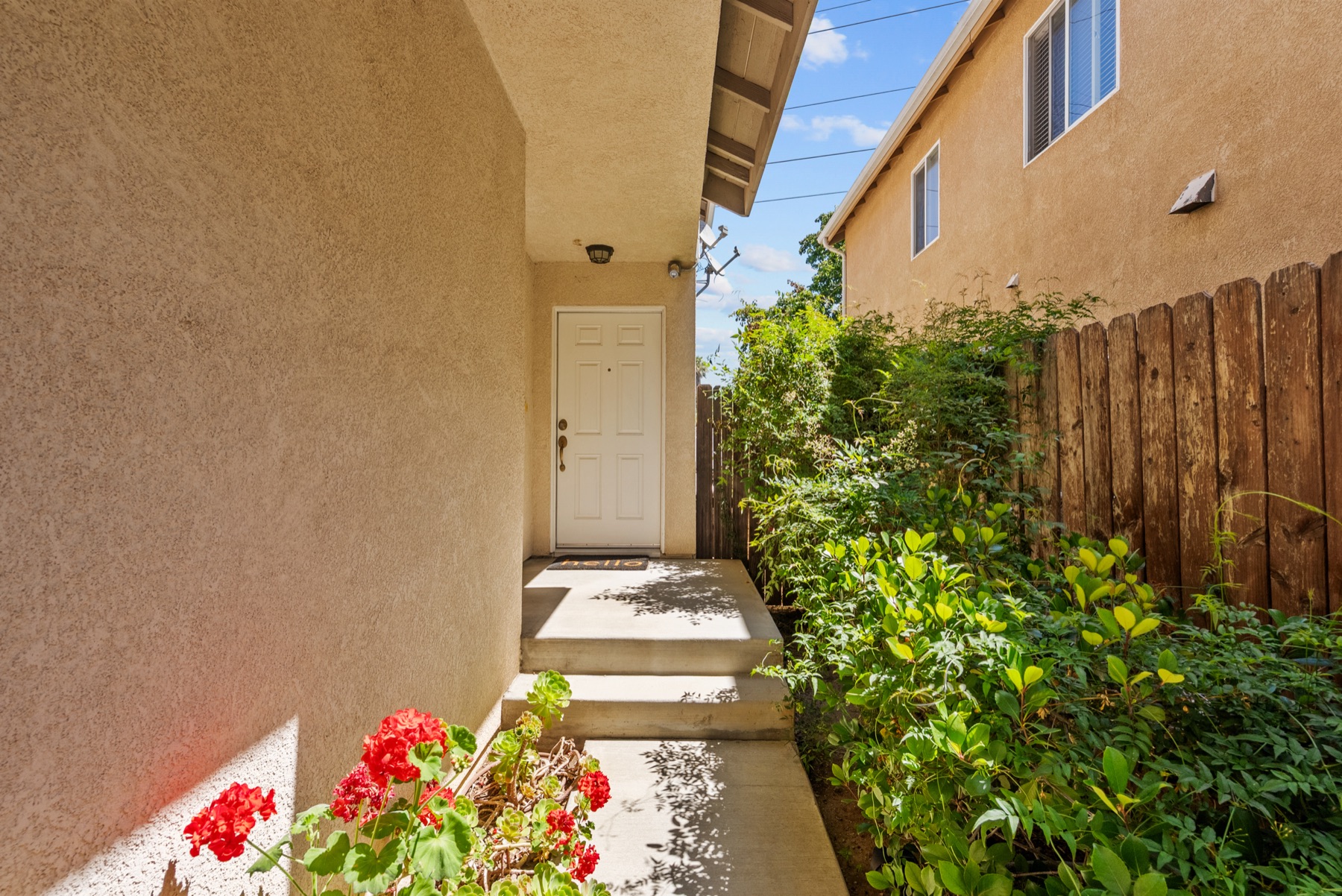 15721 Cobalt St #118, Sylmar, photo 4