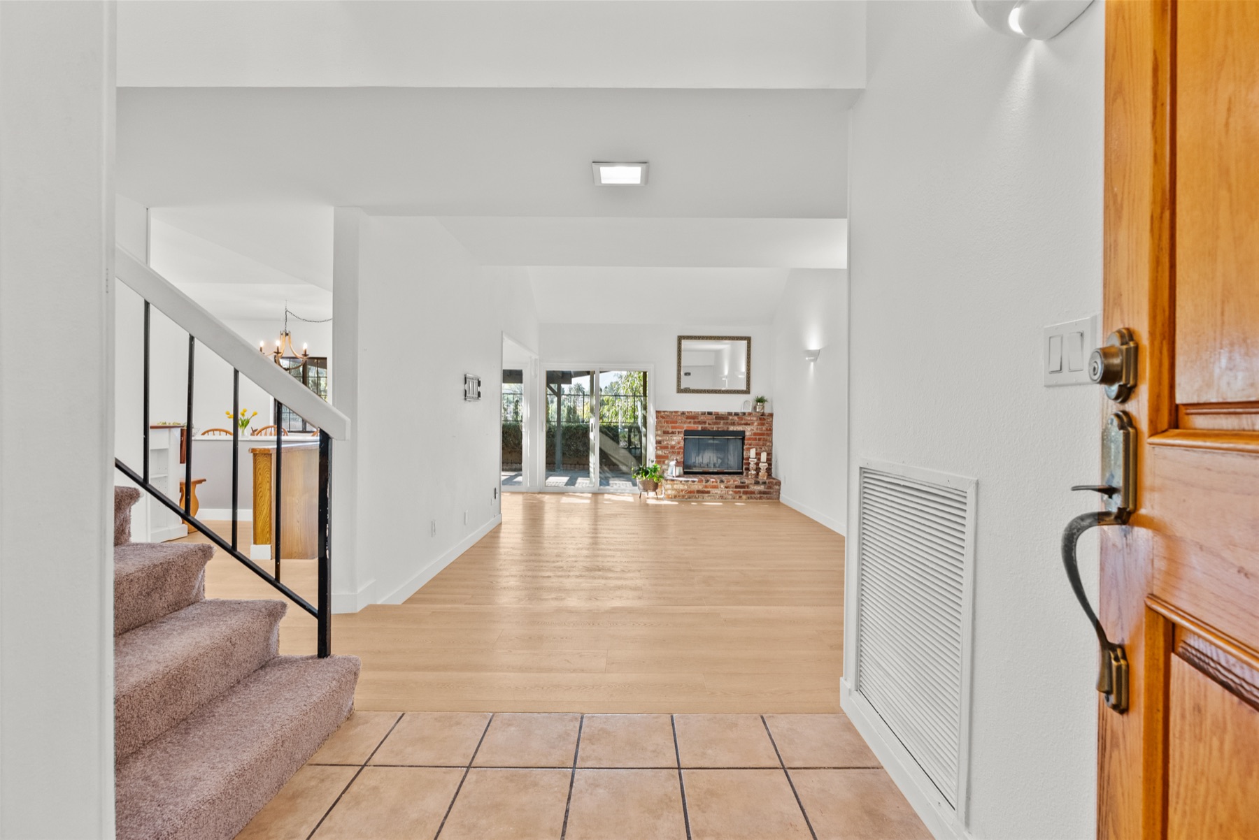18826 Cabral St, Canyon Country, photo 4