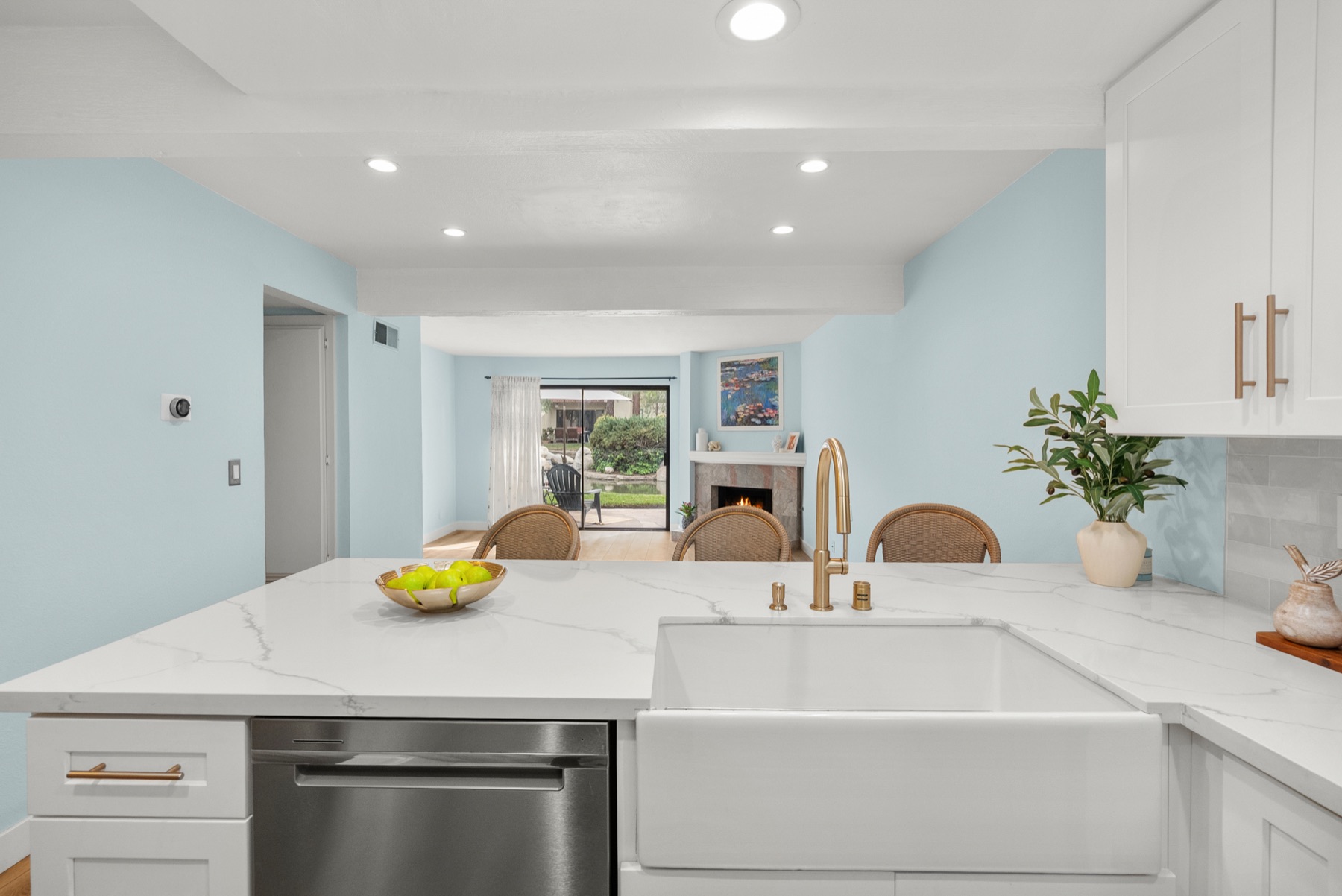 21551 Burbank Blvd #96, Woodland Hills, photo 12