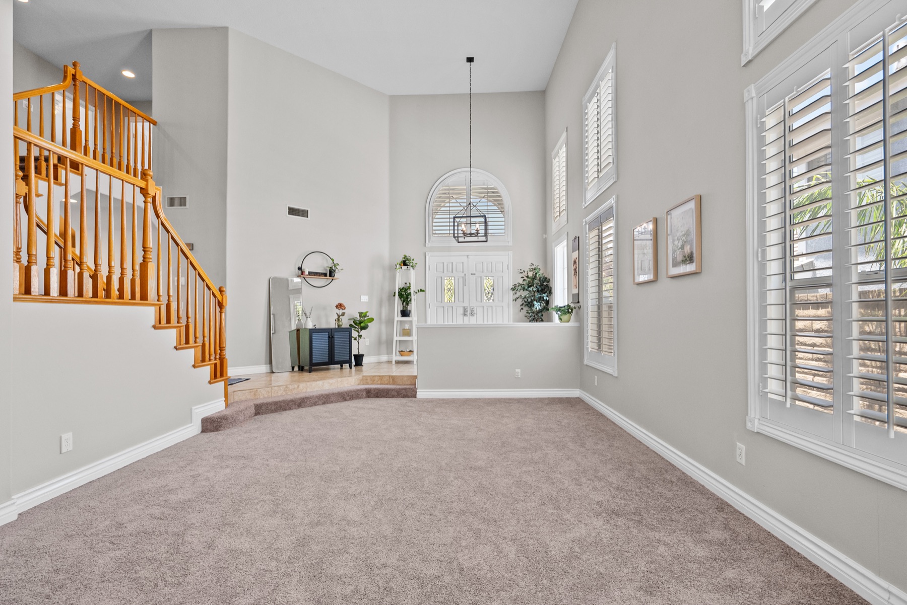 27318 Chesterfield Dr, Valencia, photo 18