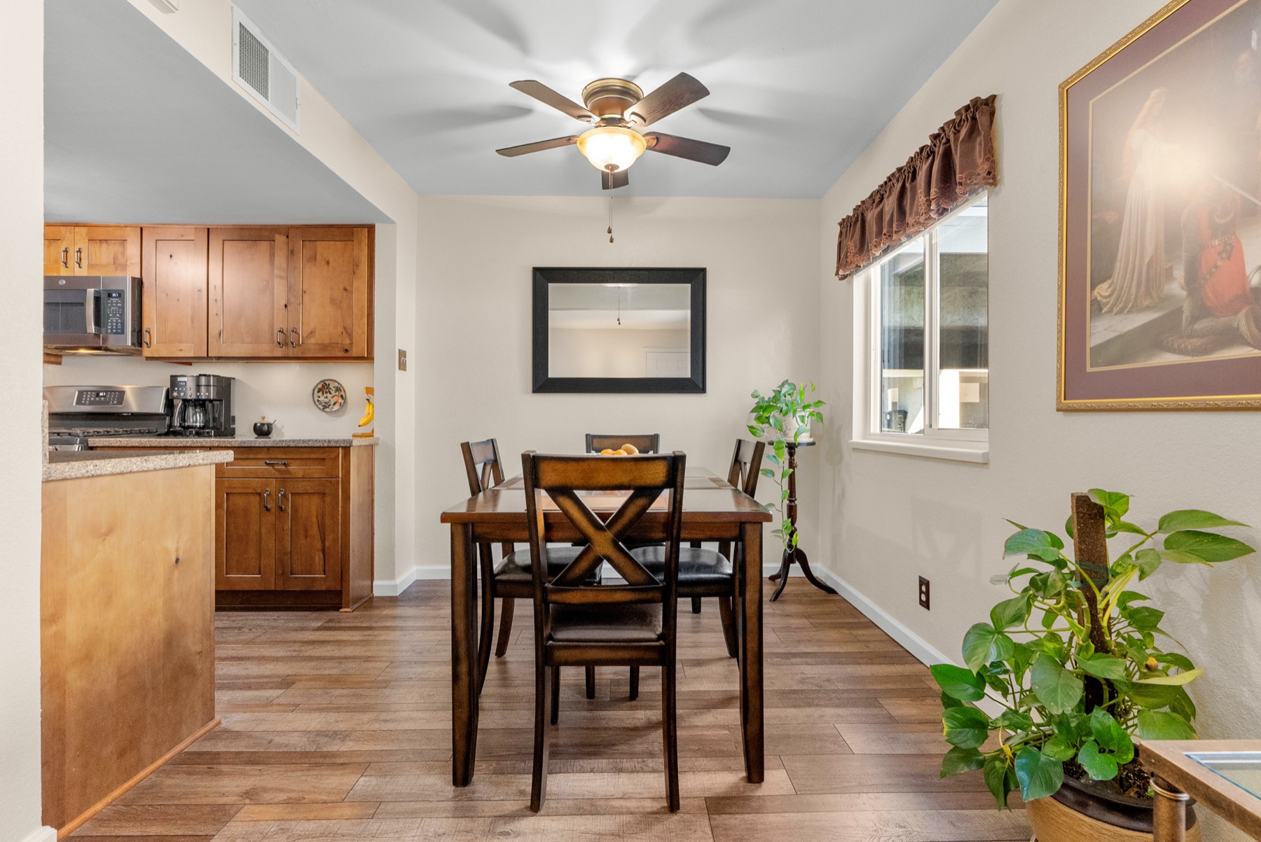 28152 Robin Ave, Saugus, photo 11