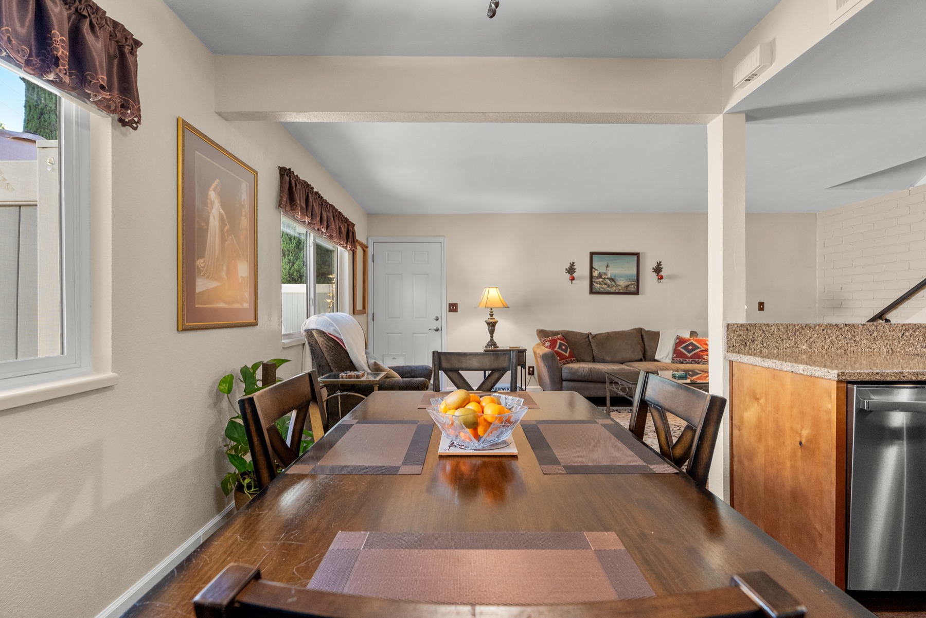 28152 Robin Ave, Saugus, photo 10