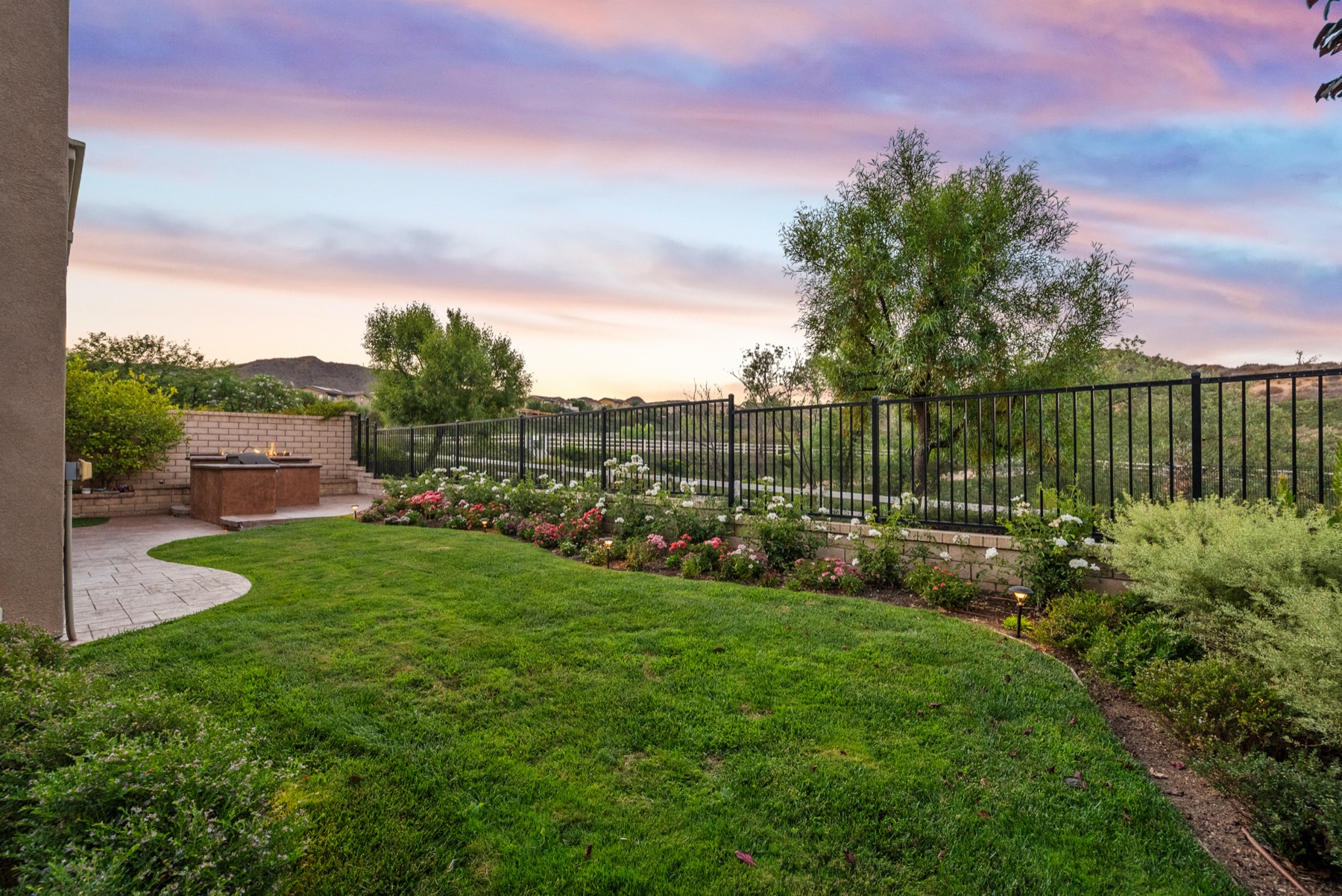 28652 Iron Village Dr, Valencia, photo 10