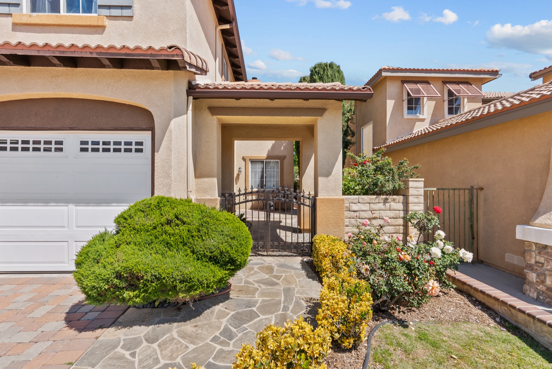 29081 Madrid Pl, Castaic, photo 7