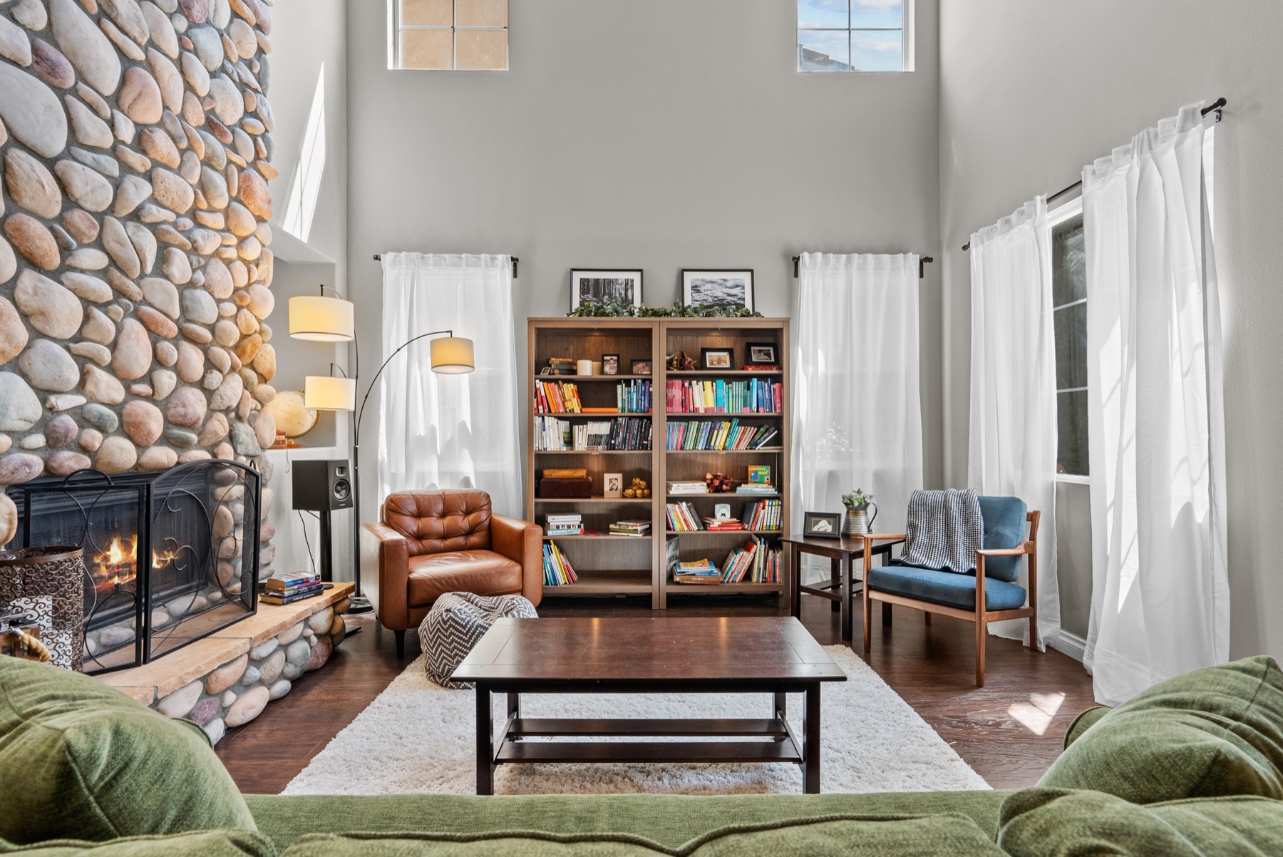 29081 Madrid Pl, Castaic, photo 12