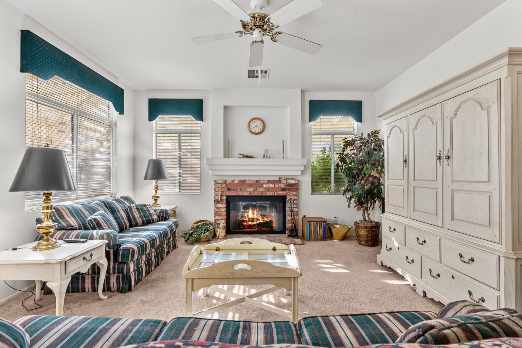 3310 Genoa Pl, Palmdale, photo 20